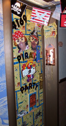 phcruise20055501.jpg